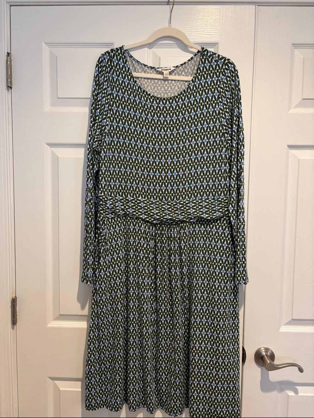 Boden Amelie Jersey Midi Dress - Pine Trellis Blue and Green Pattern